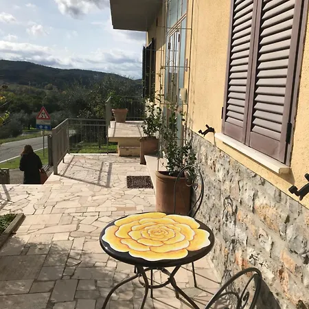 Casa Delle Rondini Casa de Férias *